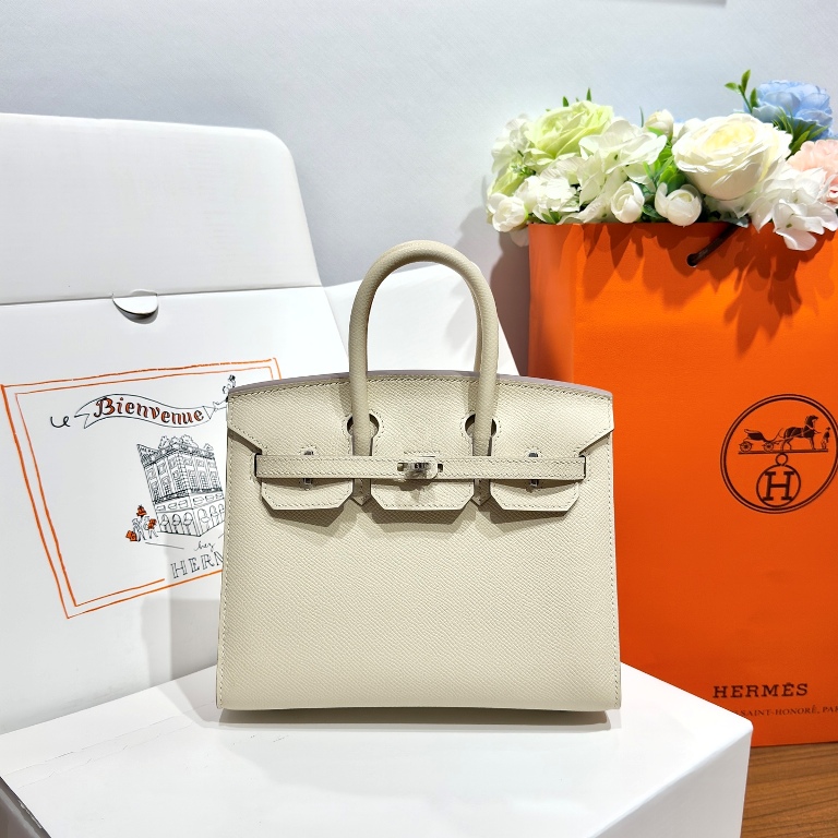 Birkin 20 in Craie Epsom Leather-004