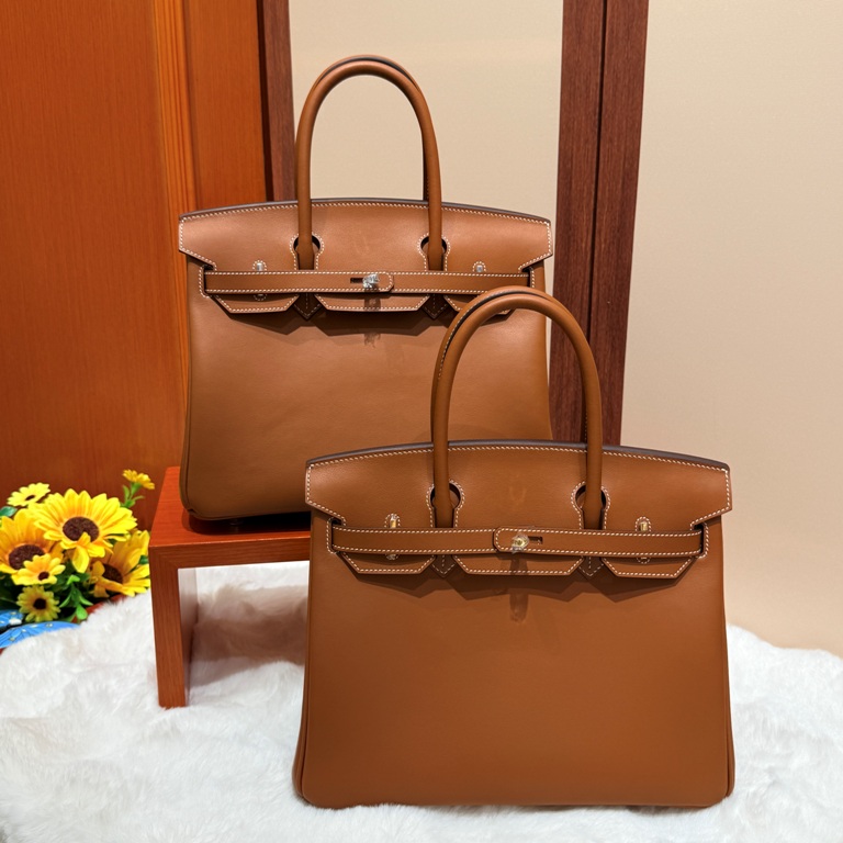 Birkin 30 in Gold Swift Leather-003
