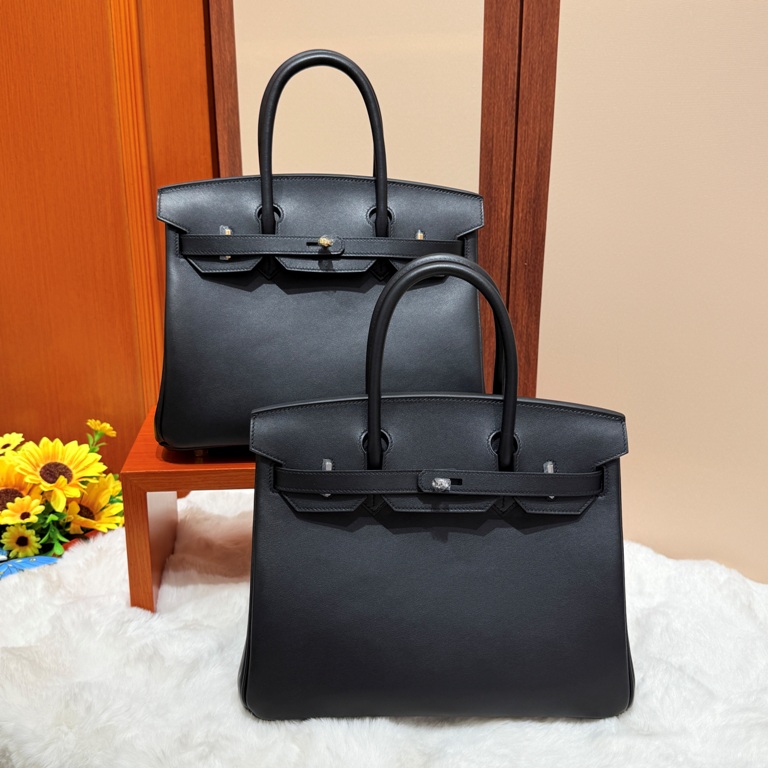 Birkin 30 in Noir Swift Leather-001
