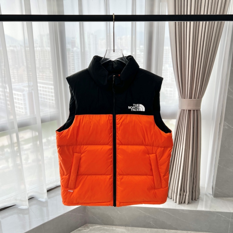 TNF 1996 Retro Nuptse Vest-007