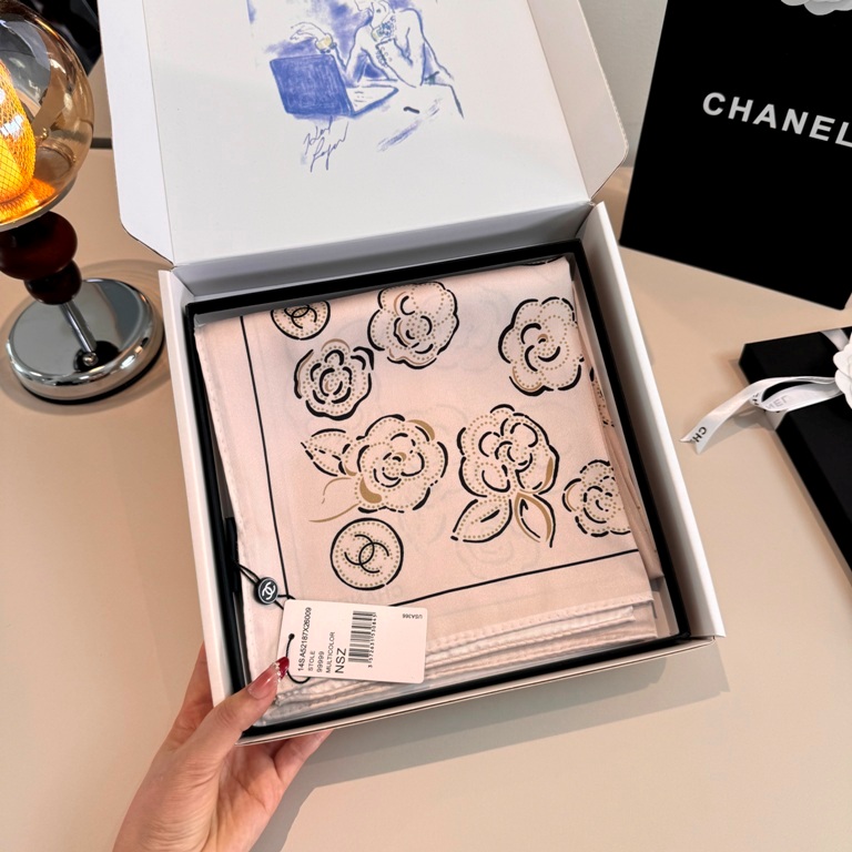 Chanel Single-Sided Silk Scarf-081