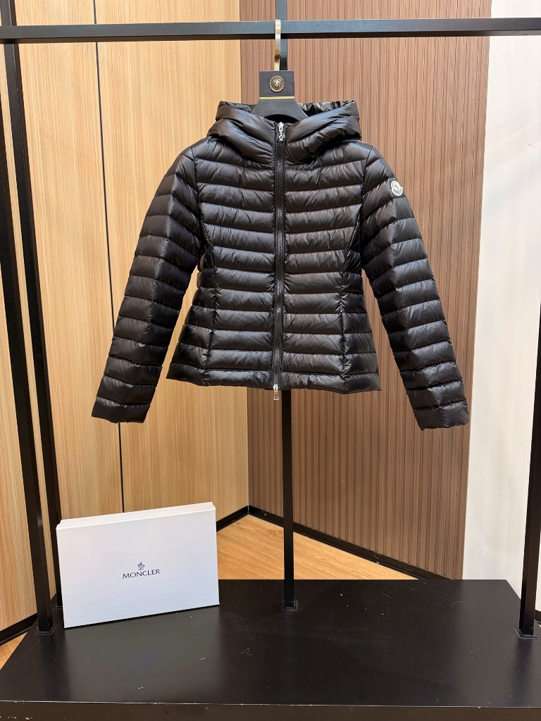 Moncler Lgelle Down Jacket(w)-A