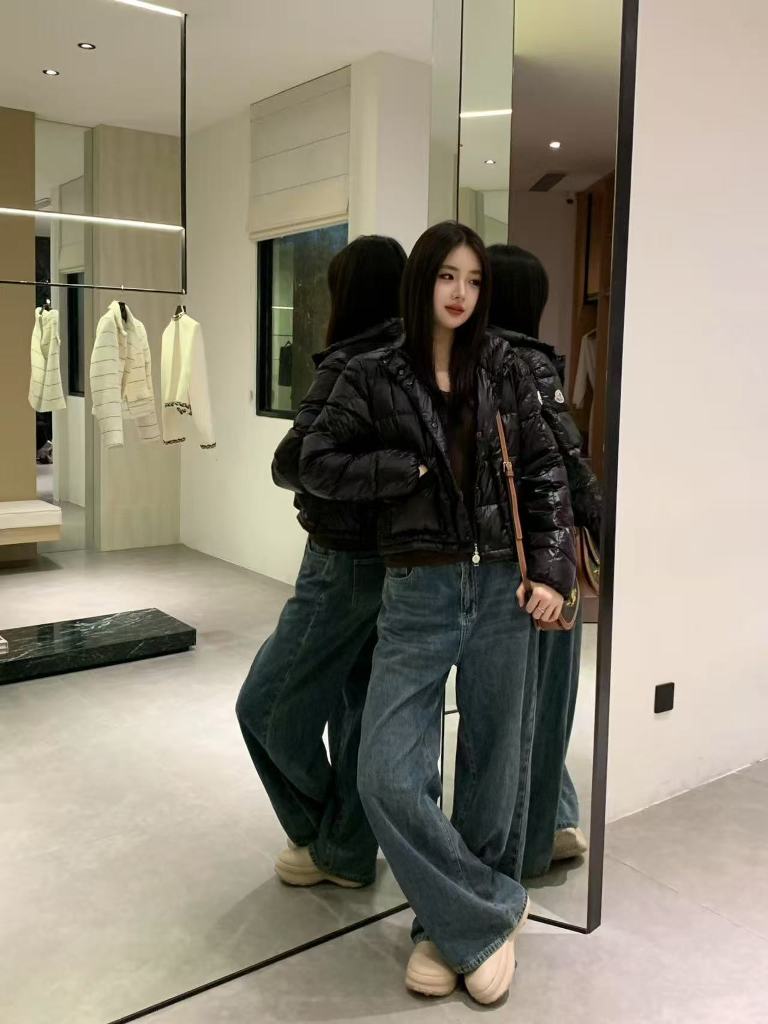 Moncler Down Jacket(w)-C