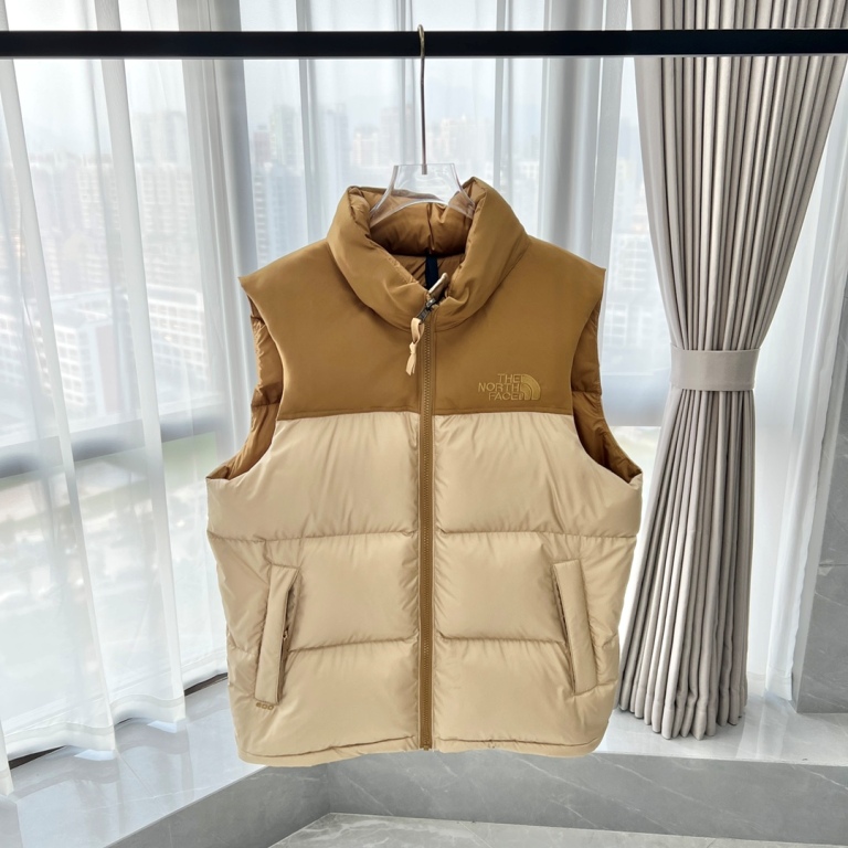 TNF 1996 Retro Nuptse Vest-005