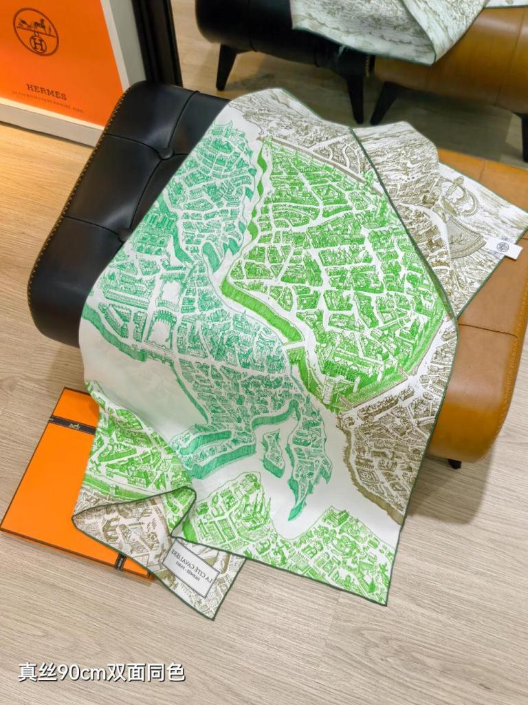 Hermes Double-Sided Silk Scarf-100