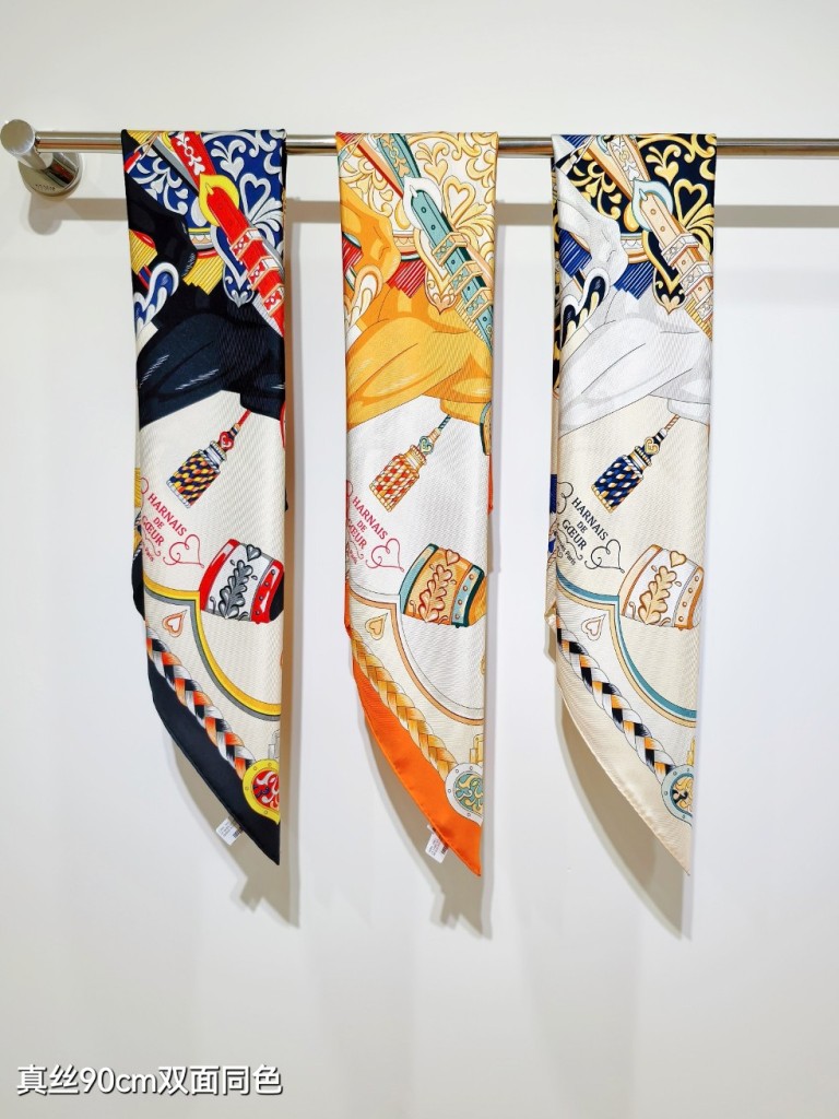 Hermes Double-Sided Silk Scarf-084