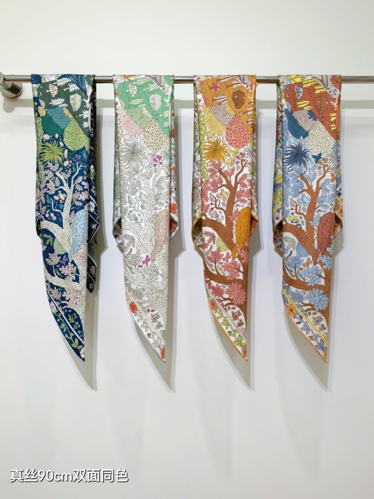 Hermes Double-Sided Silk Scarf-074