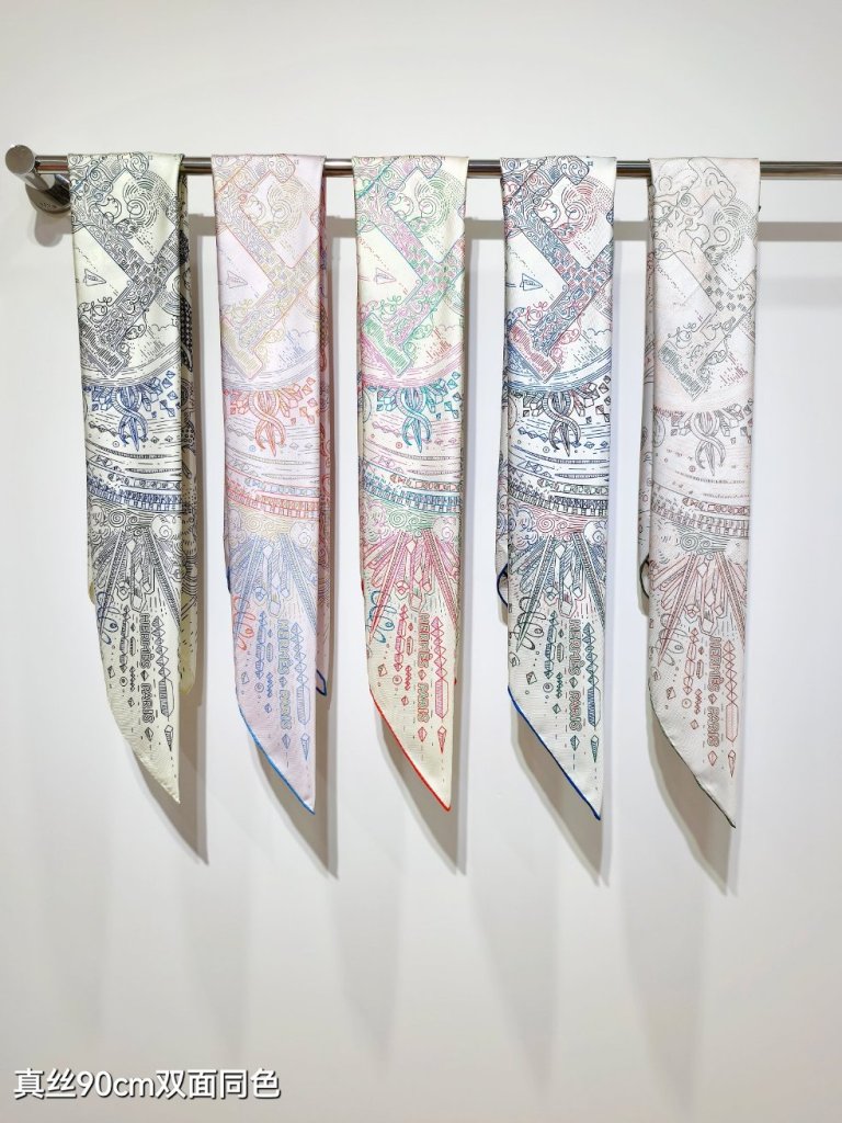 Hermes Double-Sided Silk Scarf-065
