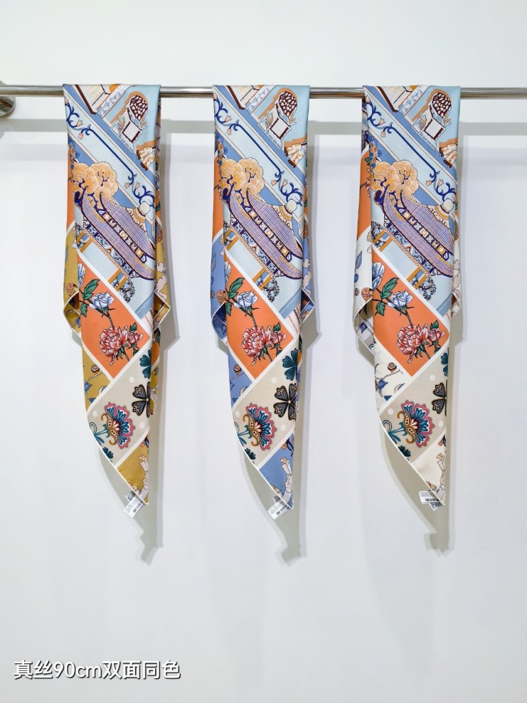 Hermes Double-Sided Silk Scarf-052