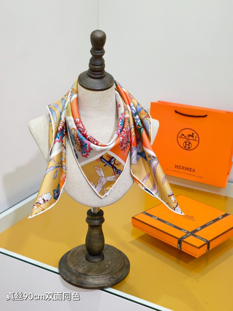 Hermes Double-Sided Silk Scarf-043