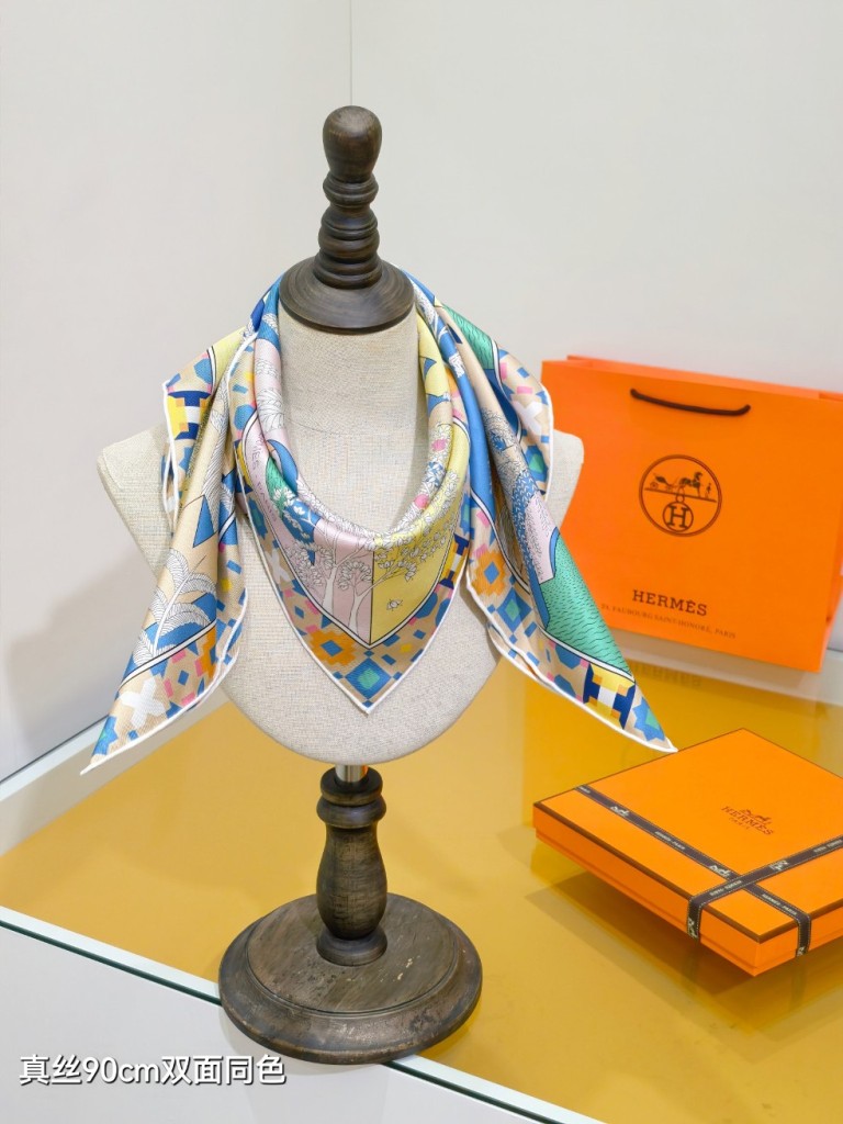 Hermes Double-Sided Silk Scarf-040
