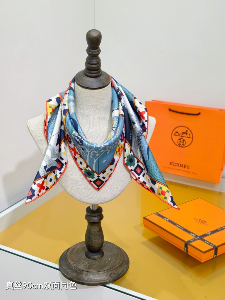 Hermes Double-Sided Silk Scarf-031