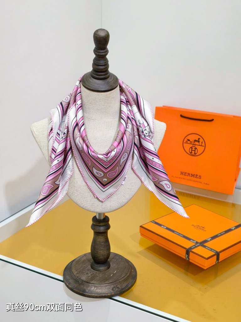 Hermes Double-Sided Silk Scarf-016