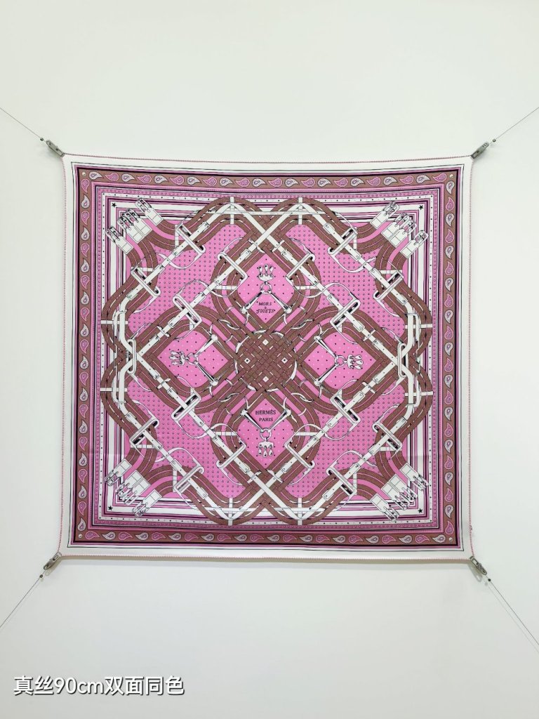Hermes Double-Sided Silk Scarf-013