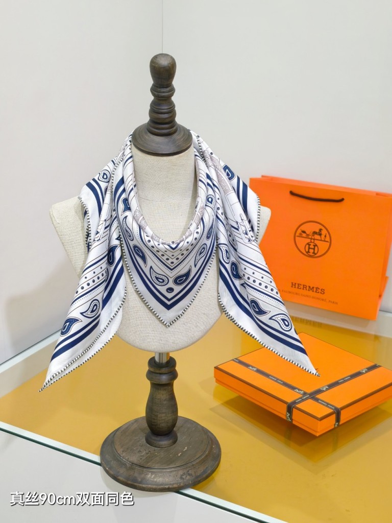 Hermes Double-Sided Silk Scarf-009