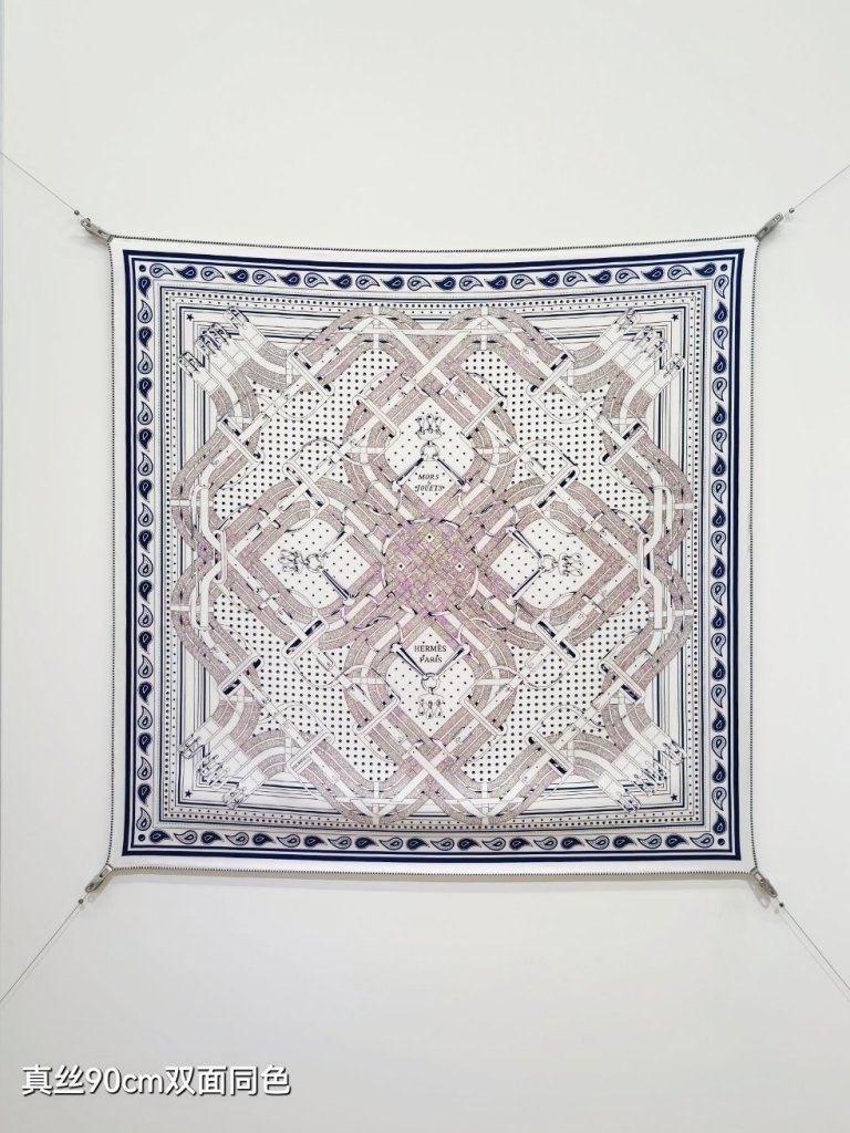 Hermes Double-Sided Silk Scarf-006