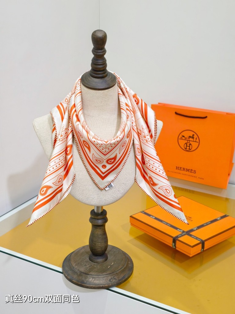 Hermes Double-Sided Silk Scarf-003