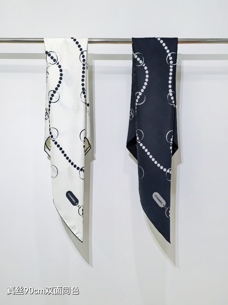 Chanel Double-Sided Silk Scarf-081
