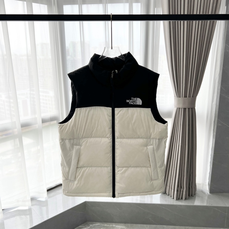 TNF 1996 Retro Nuptse Vest-003