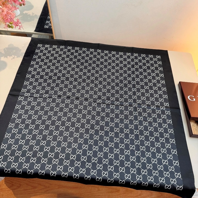 Gucci Single-Sided Silk Scarf-020