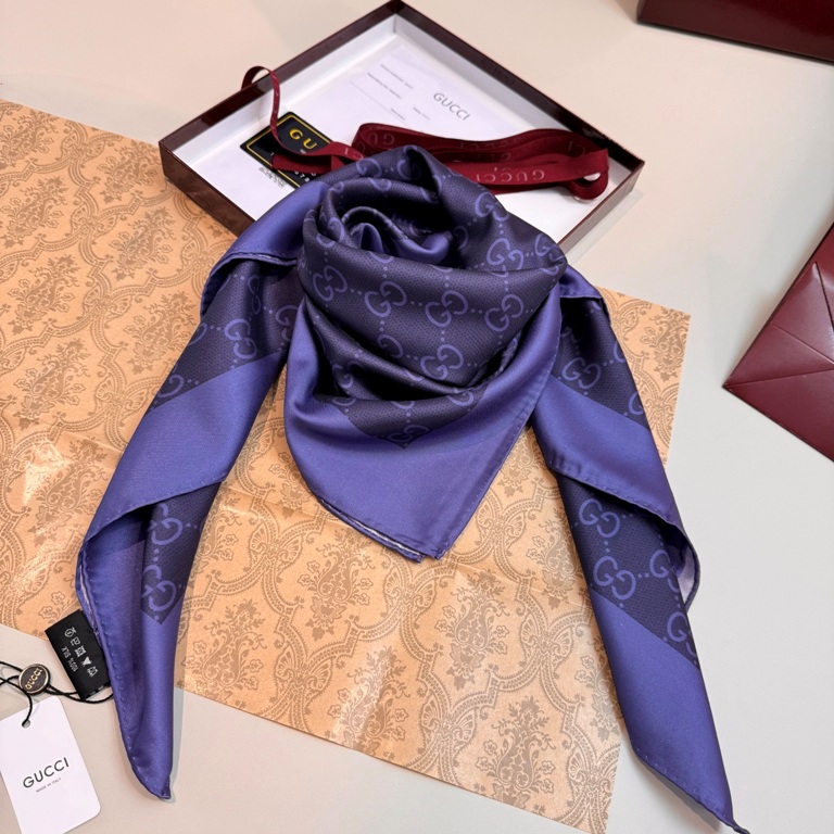 Gucci Single-Sided Silk Scarf-018