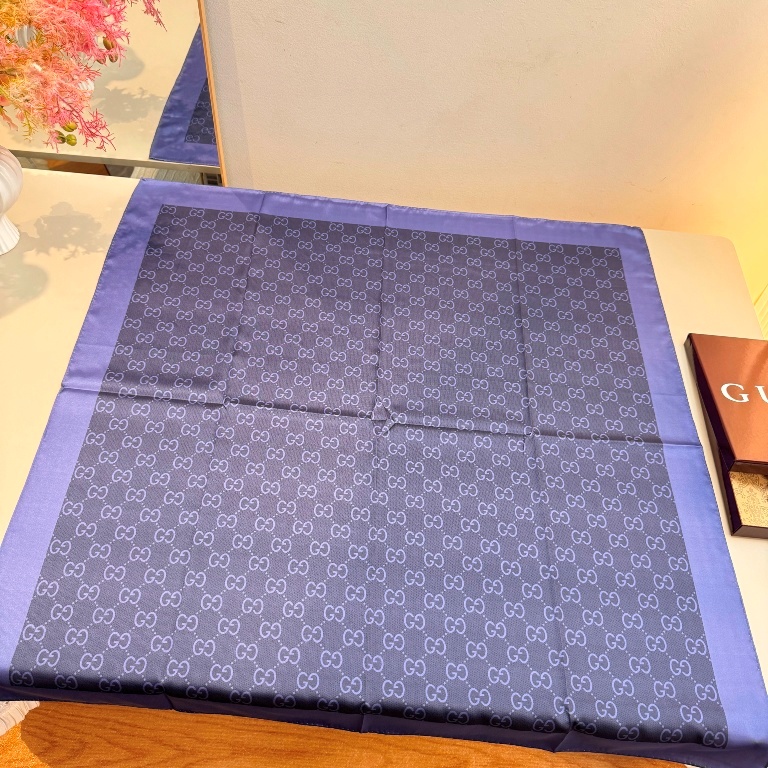 Gucci Single-Sided Silk Scarf-017