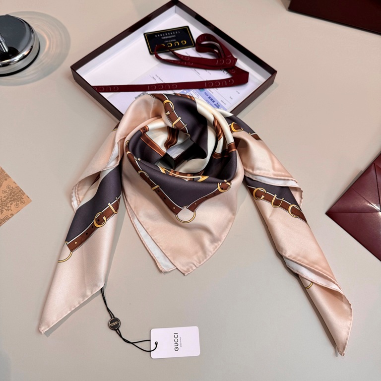 Gucci Single-Sided Silk Scarf-008
