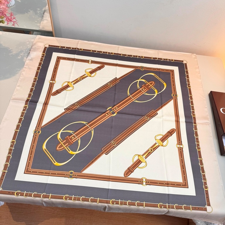 Gucci Single-Sided Silk Scarf-007