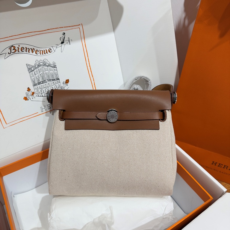 Herbag Mini 20 in Canvas and Vache Hunter Leather-002