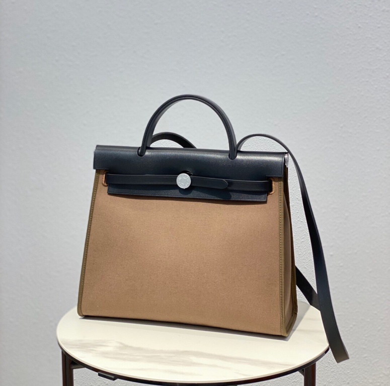Herbag Zip 31 in Canvas and Vache Hunter Leather(18 Etoupe)-001