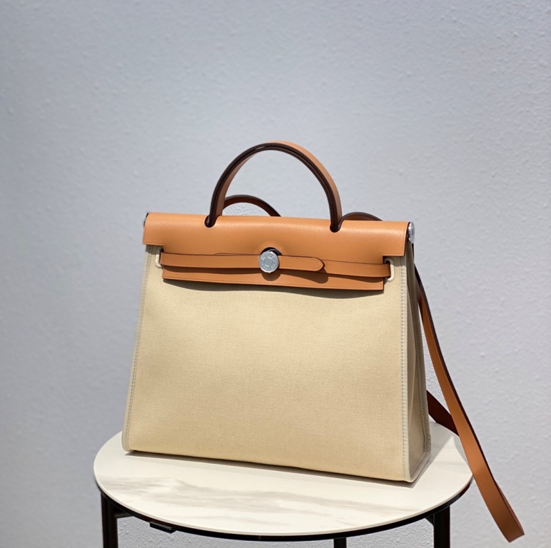 Herbag Zip 31 in Canvas and Vache Hunter Leather(Ecru)-002