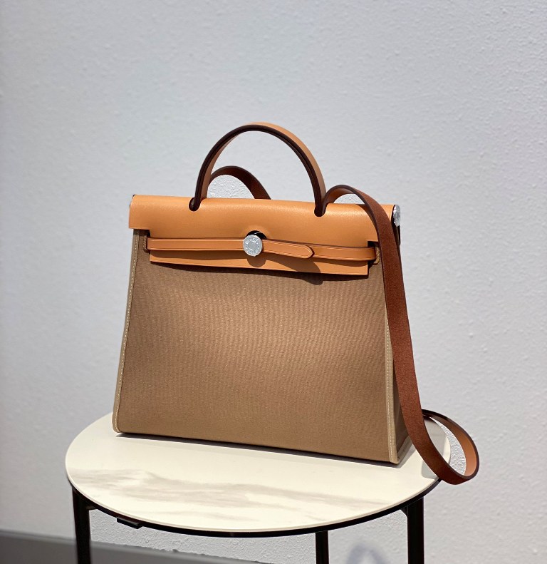 Herbag Zip 31 in Canvas and Vache Hunter Leather(Light Grey)-010