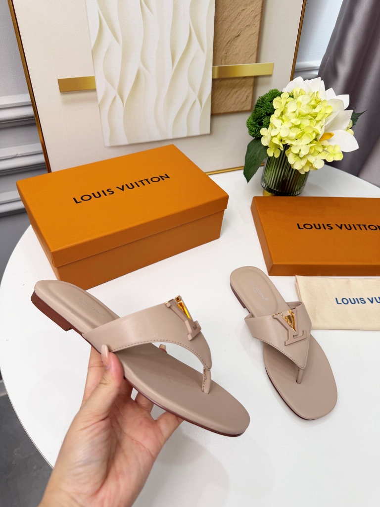 LV Slippers(w)-008
