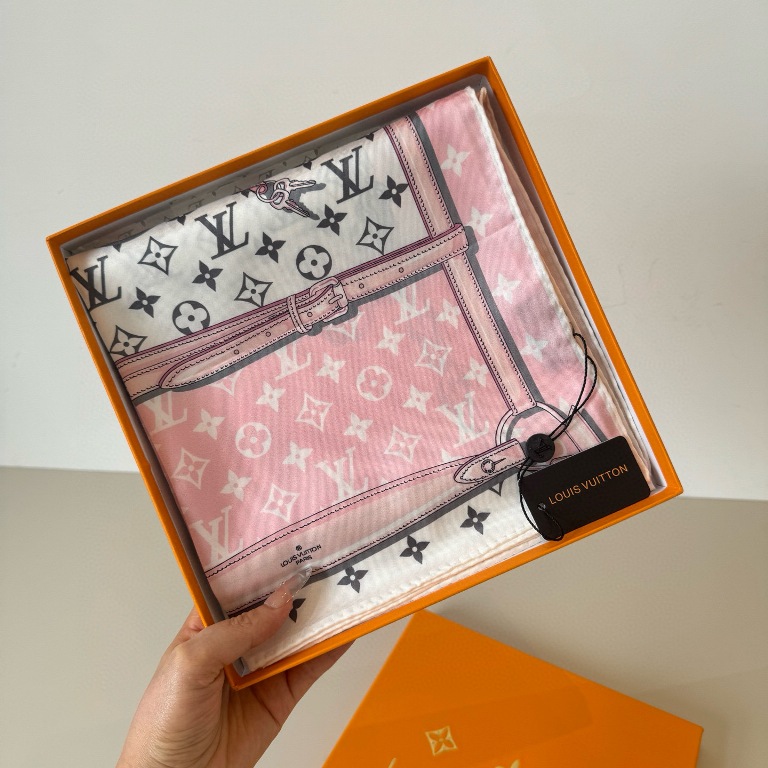 LV Single-Sided Silk Scarf-109