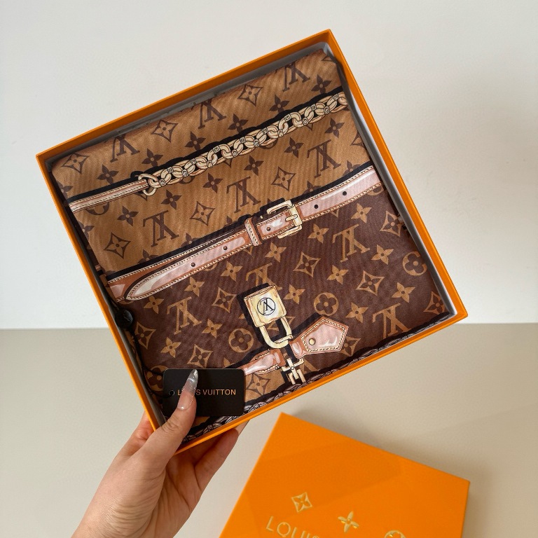 LV Single-Sided Silk Scarf-106