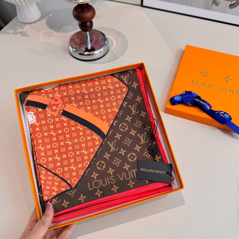 LV Single-Sided Silk Scarf-063