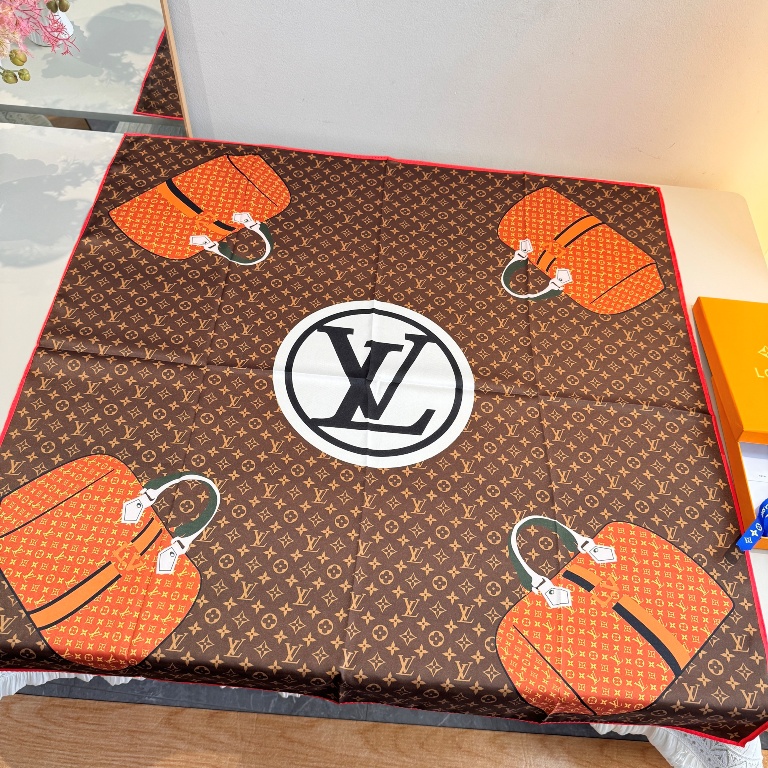 LV Single-Sided Silk Scarf-061