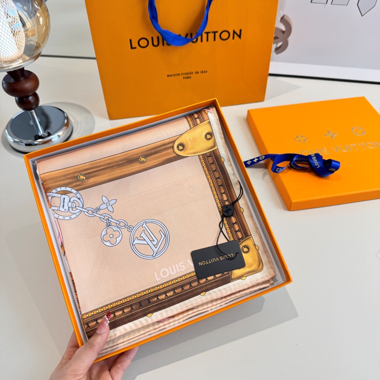 LV Single-Sided Silk Scarf-027