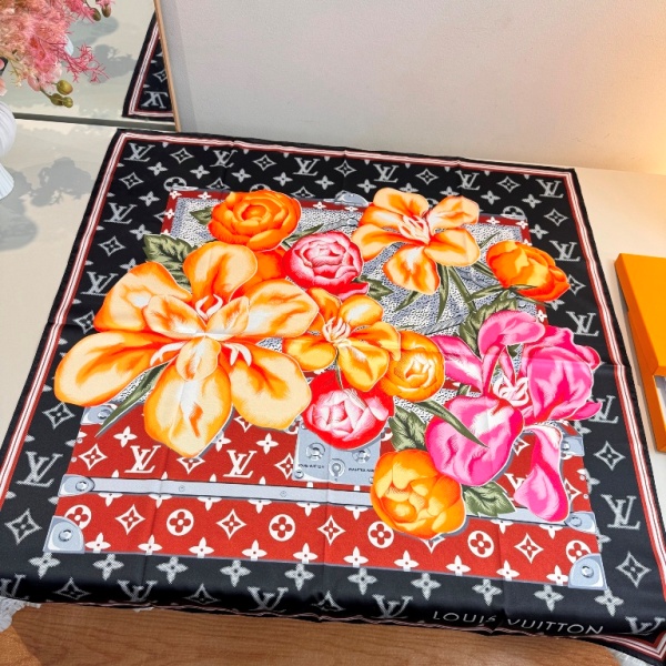 LV Single-Sided Silk Scarf-014