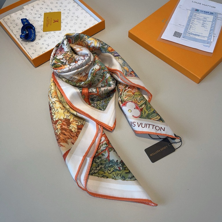 LV Single-Sided Silk Scarf-006