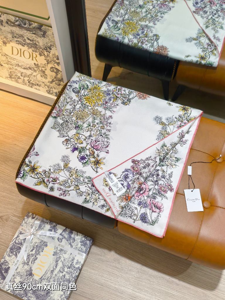 Dior Double-Sided Silk Scarf-082