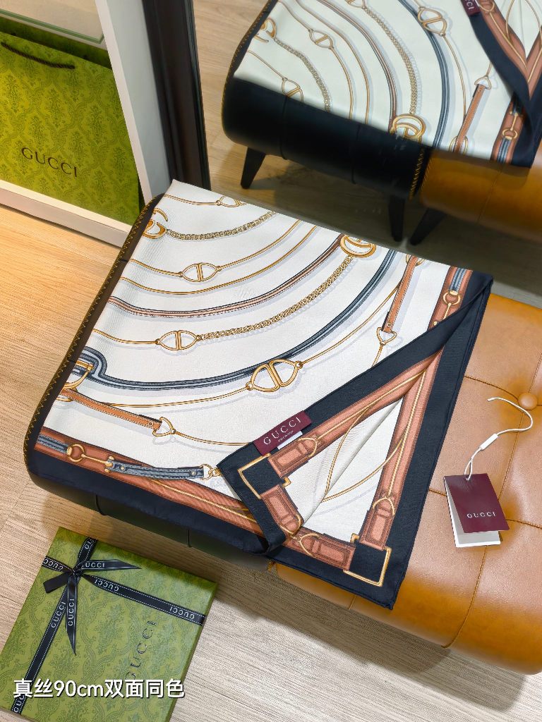 Gucci Double-Sided Silk Scarf-195