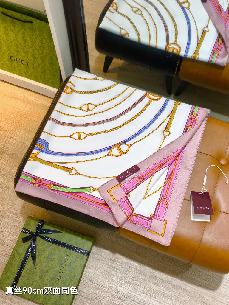 Gucci Double-Sided Silk Scarf-192
