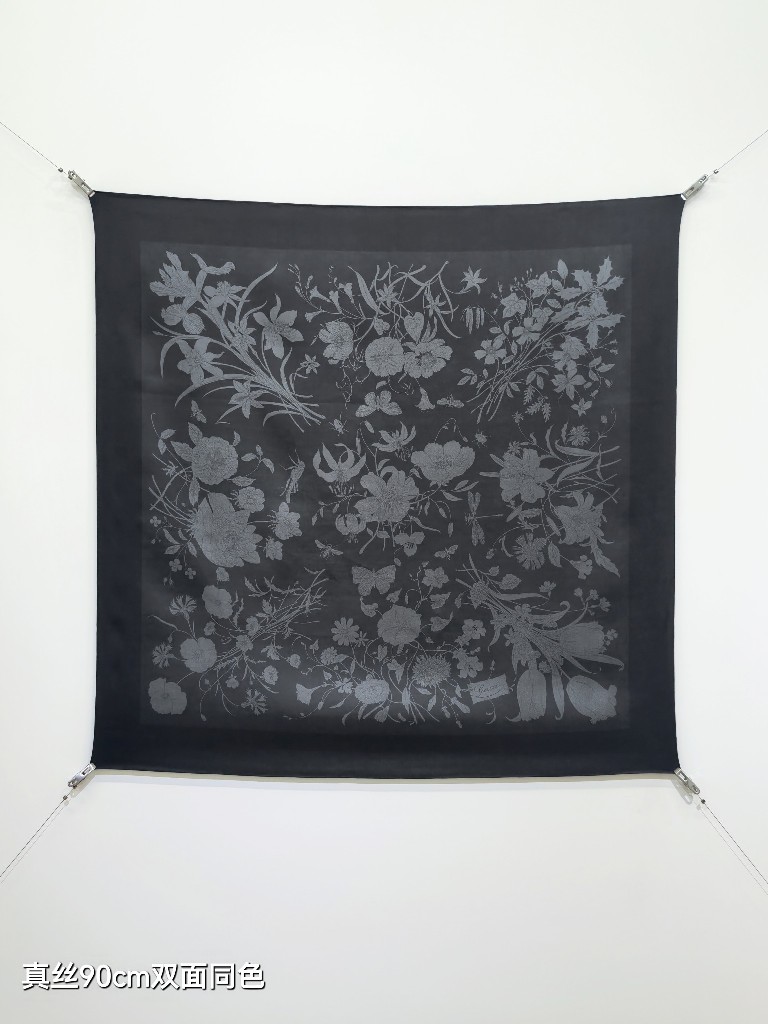 Gucci Double-Sided Silk Scarf-187