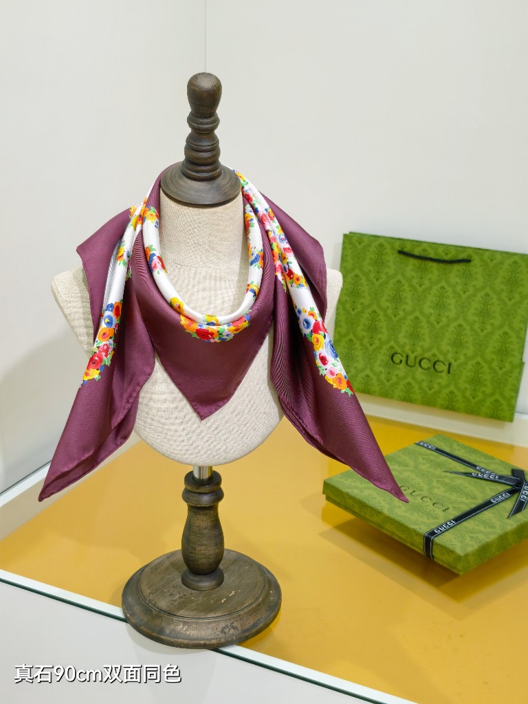 Gucci Double-Sided Silk Scarf-164