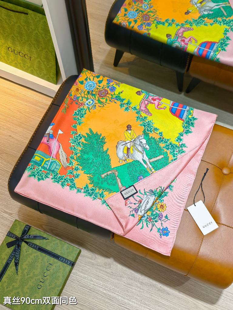 Gucci Double-Sided Silk Scarf-153