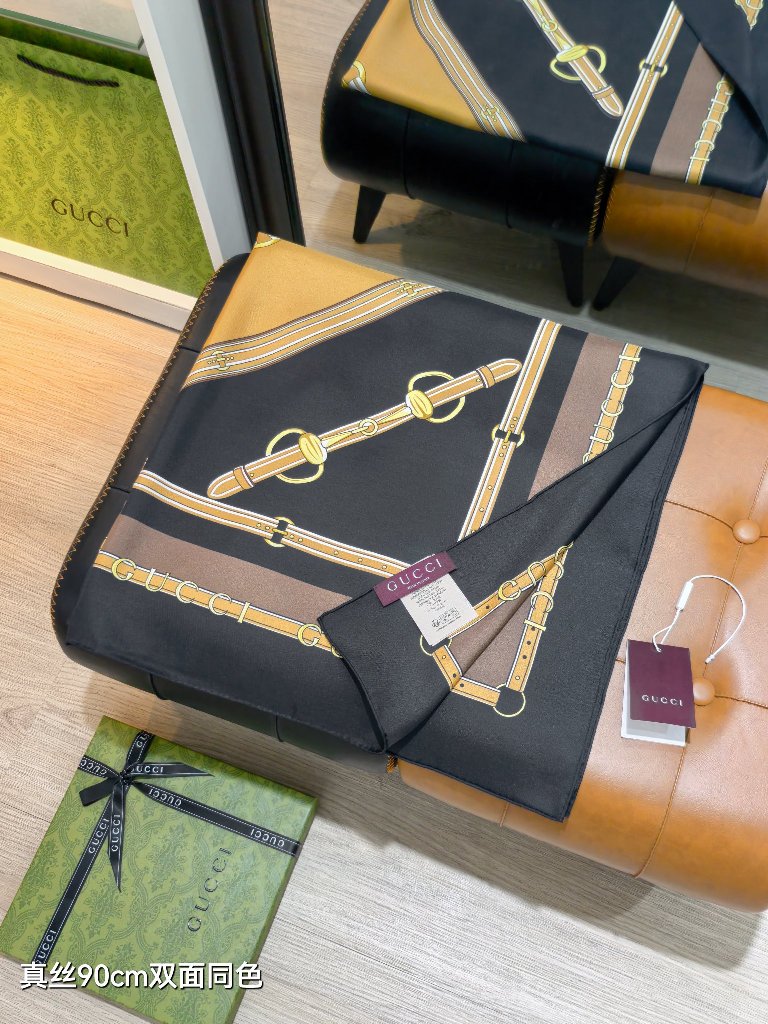Gucci Double-Sided Silk Scarf-110