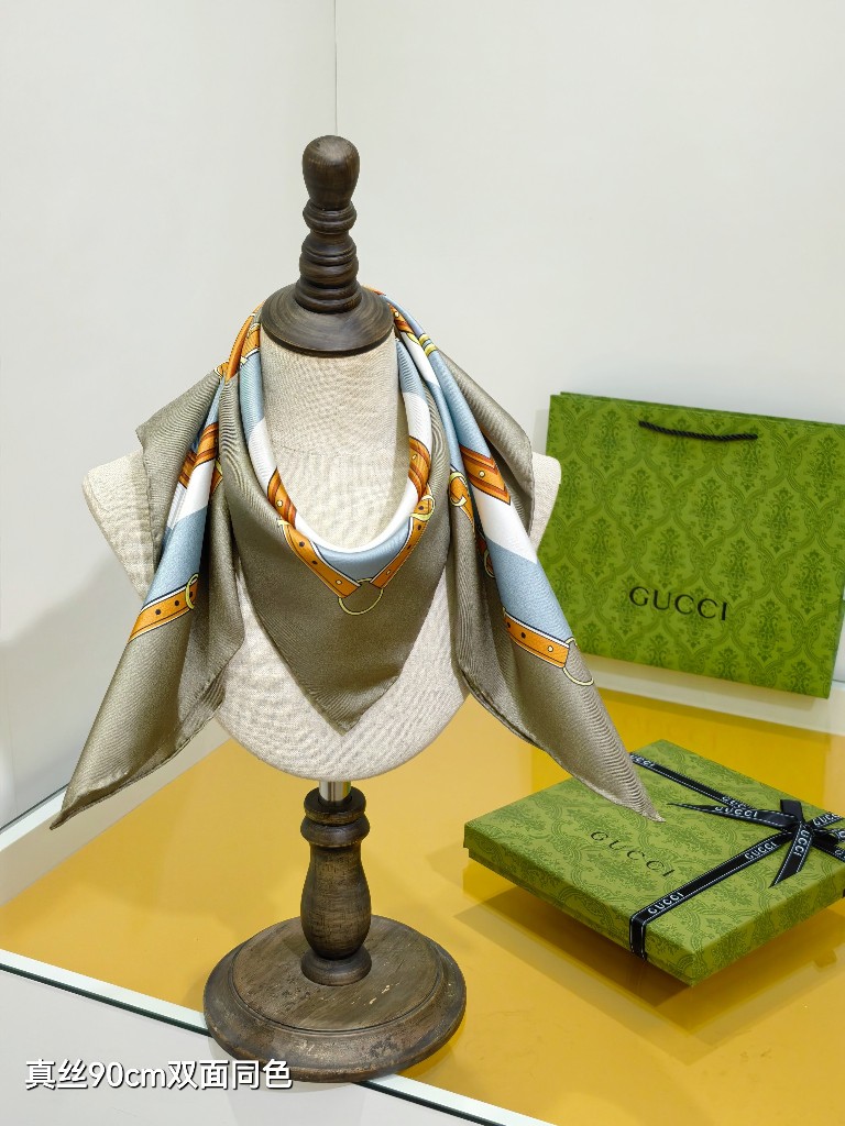 Gucci Double-Sided Silk Scarf-105
