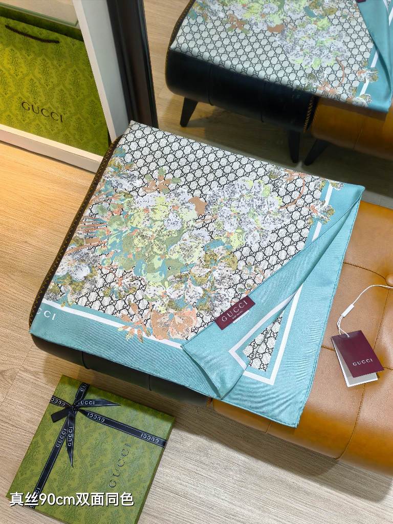 Gucci Double-Sided Silk Scarf-100