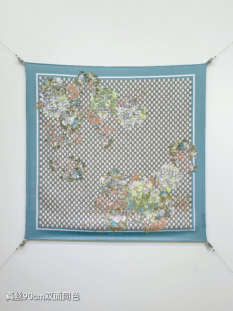 Gucci Double-Sided Silk Scarf-099